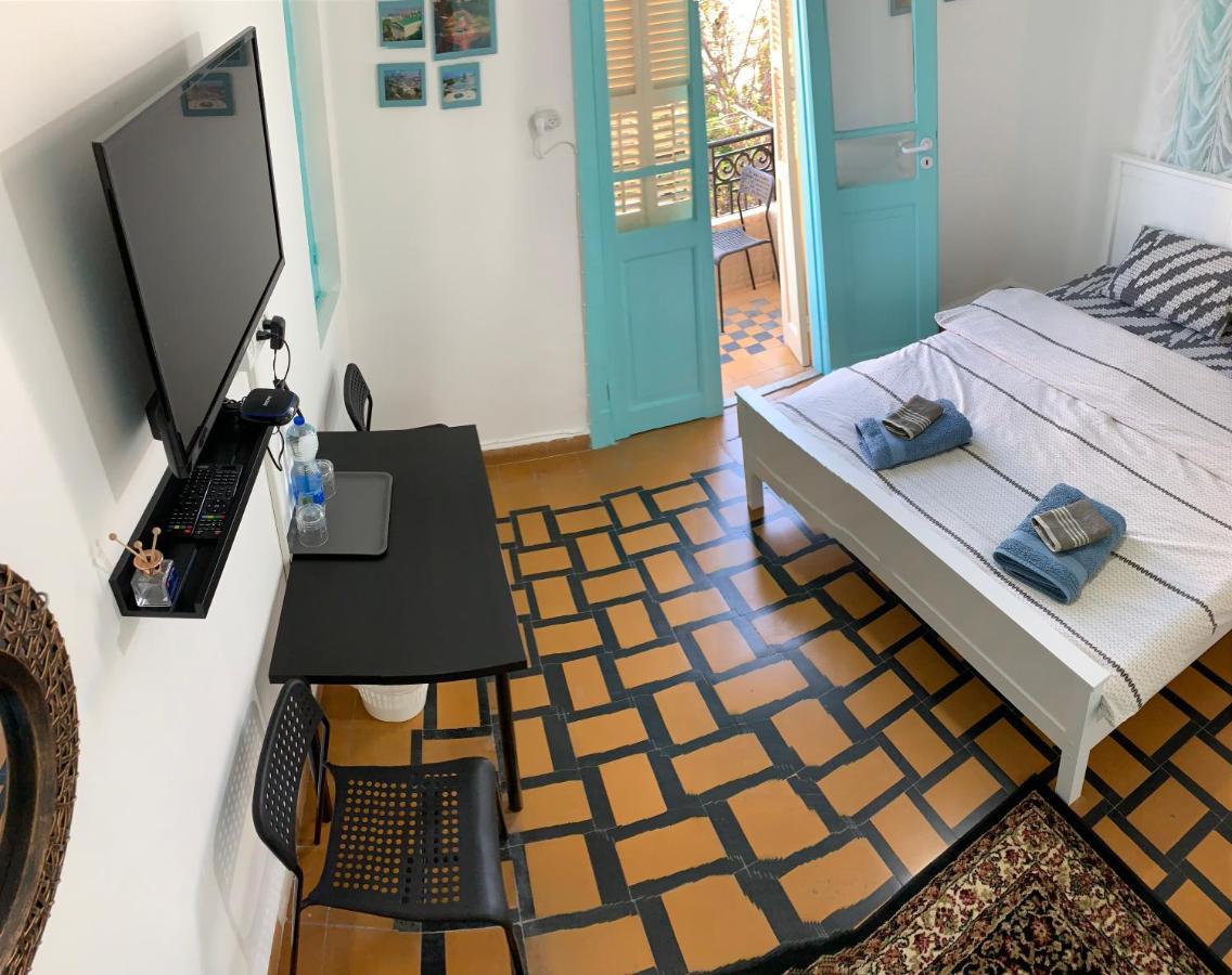 Guesthouse Comfy - Separate Rooms In The Apartment For A Relaxing Holiday Haifa Exterior photo